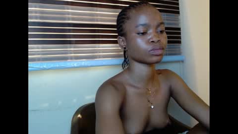 cherryxpussy online show from February 22, 12:51 pm