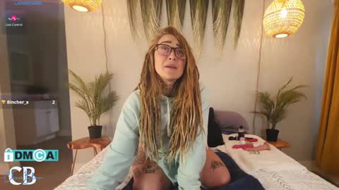 Chevi Blue online show from January 10, 2:45 pm