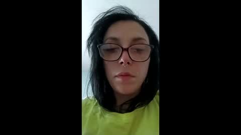 chichibird online show from December 3, 6:43 pm