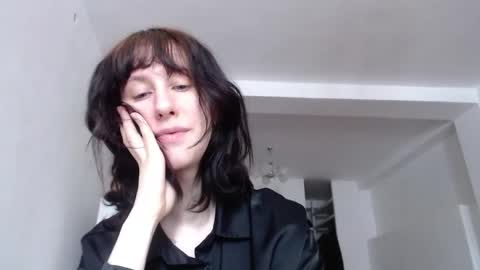 Juliet online show from April 6, 8:15 am