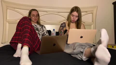 Goddess Vika - owner of all ur money online show from December 28, 6:40 pm