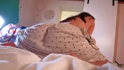 yoursensualparadise online show from April 13, 9:59 pm