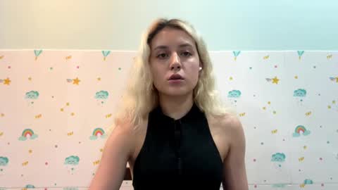 Chia online show from March 2, 8:10 am