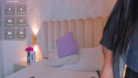 chloe_joness1 online show from November 23, 1:52 am