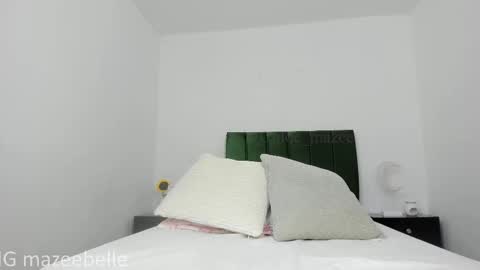 Snapshot of chloe_mazee chatting on October 29, 3:25 pm Chloe Maze online show from October 29, 3:25 pm