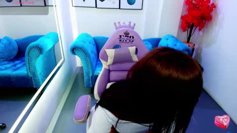 Chloe  online show from March 24, 7:52 pm