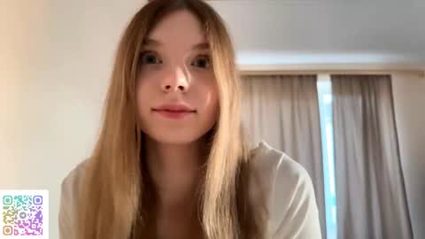 hloe online show from November 22, 1:47 pm