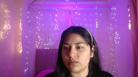 chloe_smith5 online show from October 6, 1:06 pm