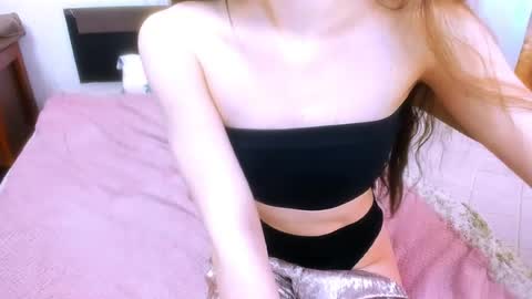 Chloe online show from June 25, 3:17 am
