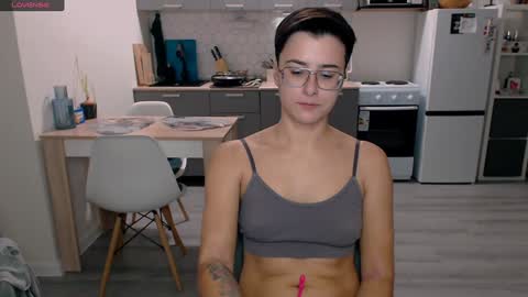 Eva and Sandra online show from December 15, 9:42 pm