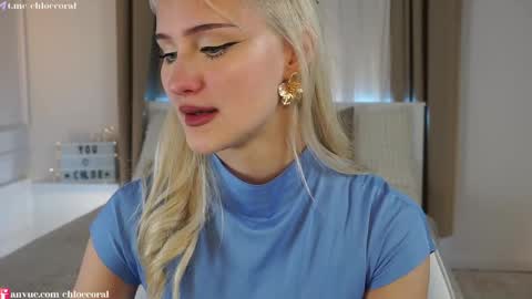 Snapshot of chloecoral chatting on February 11, 6:19 am ChloeCoral online show from February 11, 6:19 am