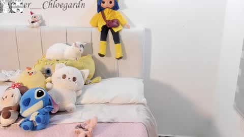 Chloe online show from September 17, 11:03 pm