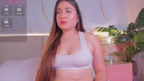 Chloee online show from November 30, 2:10 pm