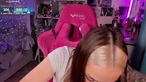 ChloeKohaku online show from September 15, 4:10 am