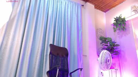 Chloe rosse online show from June 5, 6:52 am