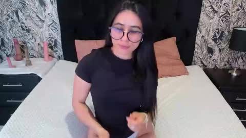 ChloeTurner  online show from January 31, 8:29 pm