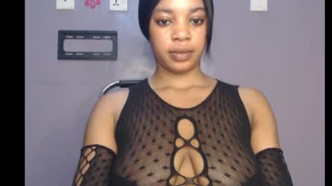 ESTHER online show from February 15, 12:54 pm