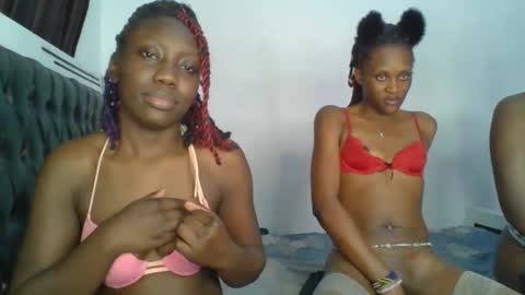 chocobear22 online show from November 12, 7:23 pm