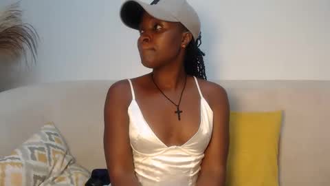 Lofti online show from March 26, 8:10 pm