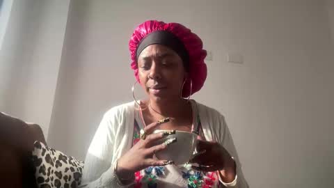 ChocolateCakeQueen online show from November 10, 12:33 pm