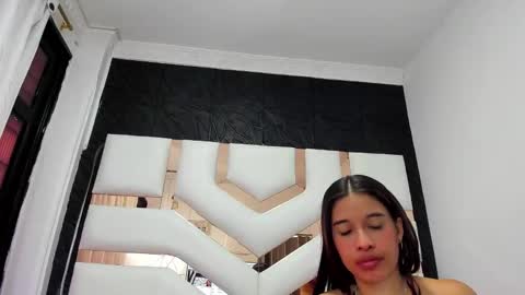 Snapshot of choeandbritany chatting on January 31, 7:18 pm ChoeANDbritany online show from January 31, 7:18 pm