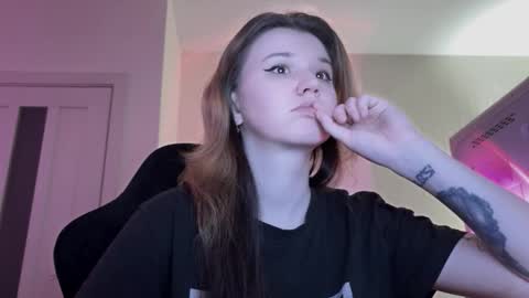 Lissa online show from February 28, 4:23 am