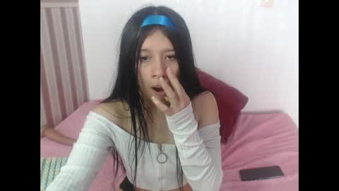  Laura  online show from February 10, 4:14 pm