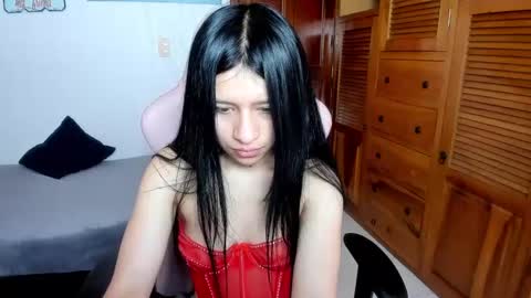  Laura  online show from March 10, 2:26 pm