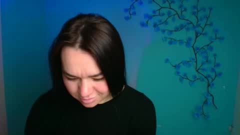 Chris online show from March 21, 6:40 am