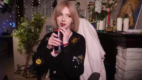 chriss_foxx online show from February 7, 3:38 pm