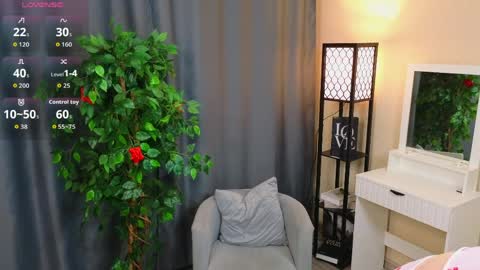 Christa online show from March 30, 3:22 pm