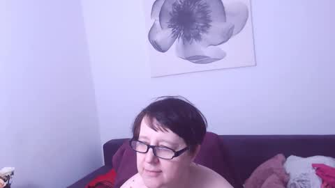 Christa online show from February 27, 2:00 am