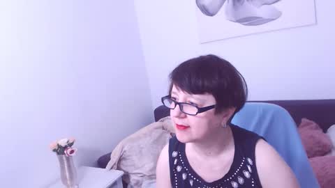 Christa online show from February 2, 3:07 pm