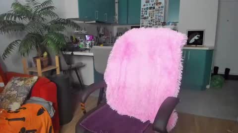 Chris online show from March 6, 7:10 pm