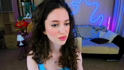 christinaconteeree online show from September 16, 4:26 pm