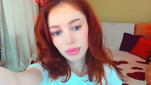 christinaconteeree online show from July 6, 11:26 am