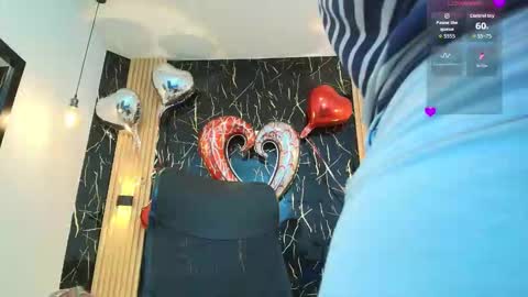 ...   ... online show from February 15, 4:04 am