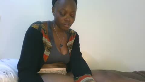 cilia petite online show from March 29, 9:25 pm