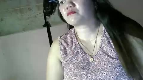 Snapshot of cindy_hot23 chatting on January 4, 10:05 am cindy_hot23 online show from January 4, 10:05 am