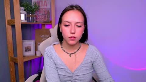 cindylovesmith online show from November 25, 6:26 am