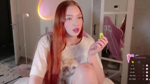 Maddy online show from December 14, 5:02 am