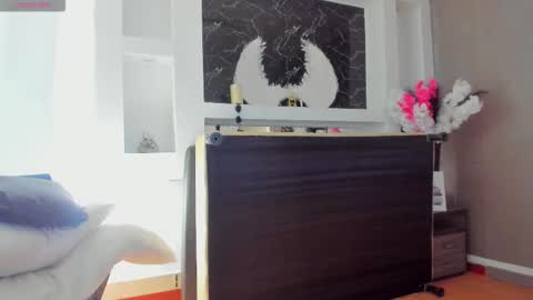 Cinthya  online show from September 16, 12:24 pm