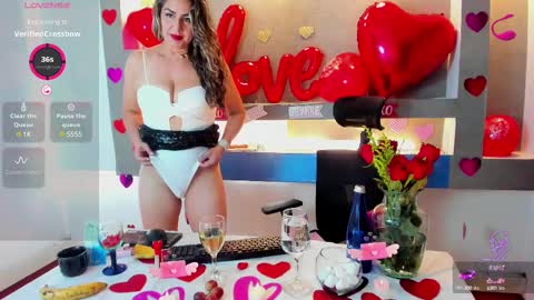 Cinthya  online show from February 14, 2:54 pm