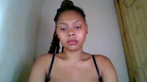 ckamilla45 online show from November 25, 3:41 am