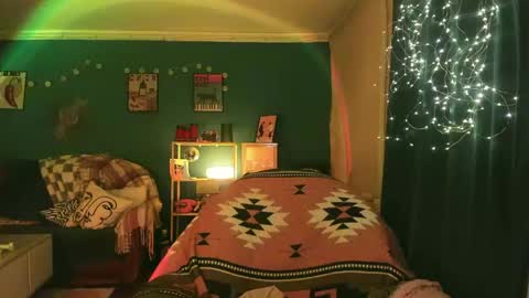 Clancy online show from April 15, 6:08 pm