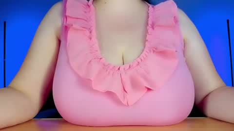 Clara  online show from July 8, 8:33 pm