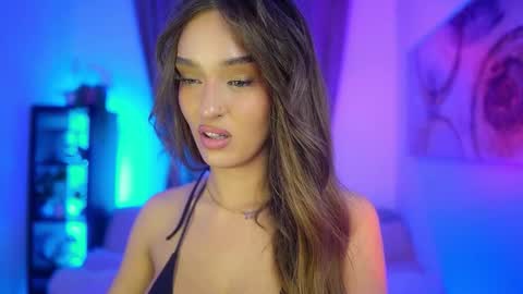 Clara smile online show from October 31, 7:40 pm