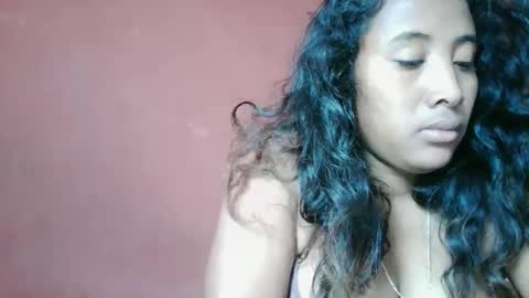 Clarah0123 online show from May 19, 9:49 am
