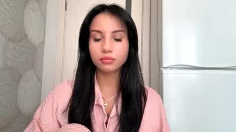 Lisa online show from June 26, 9:43 am