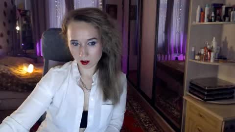 classyinna online show from October 8, 11:36 am